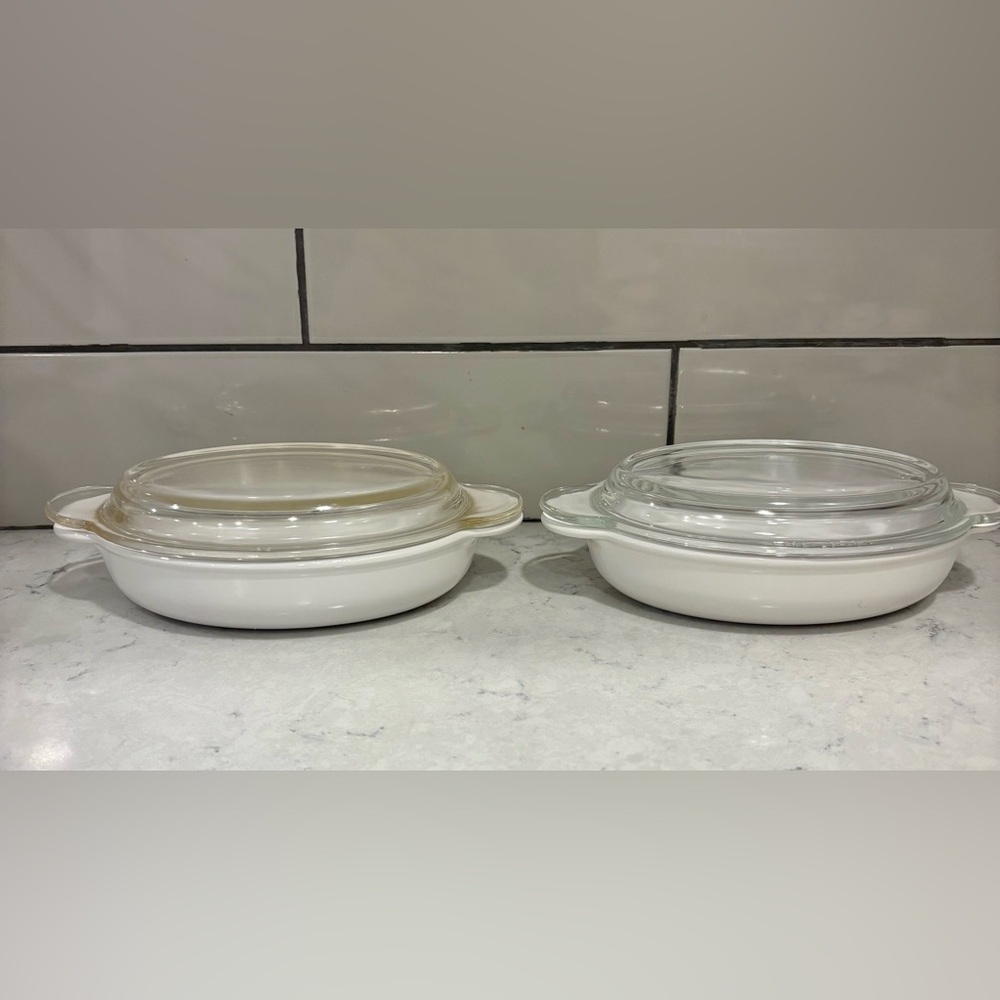 Vintage Corning Ware White Ceramic Casserole Dish Set with Glass Covers- 400ml